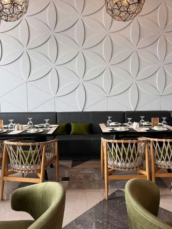 efficient restaurant fitout on the Gold Coast efficient restaurant fitout on the Gold Coast
